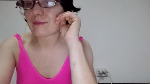 Vera online show from November 23, 8:32 pm