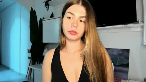 Lolitalolz online show from November 18, 8:54 pm