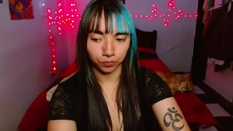 Veronica online show from December 19, 1:54 am