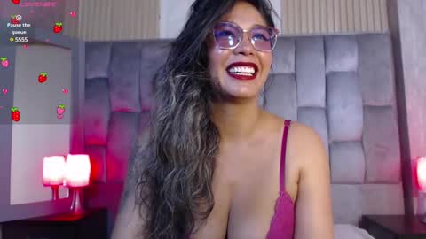 Vero online show from February 26, 8:24 pm