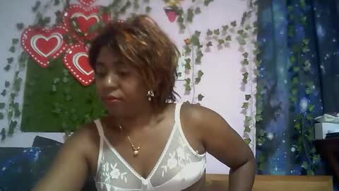 verronique1511 online show from November 13, 4:39 pm