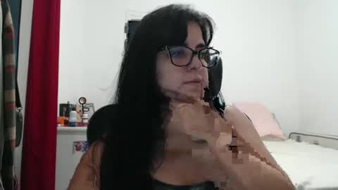 veruca99 online show from April 14, 9:15 pm