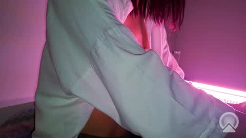very_satrange_things online show from May 29, 10:08 pm