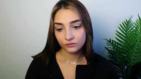 Ana online show from December 4, 10:17 am