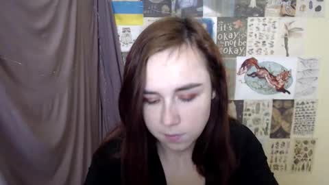 veryveryvery_shy online show from November 13, 11:09 am