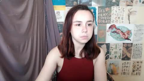 veryveryvery_shy online show from September 19, 5:39 am