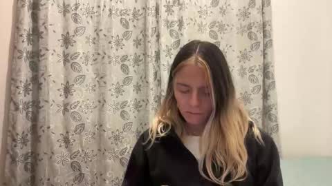 papichulo y mamichula online show from March 9, 2:37 am