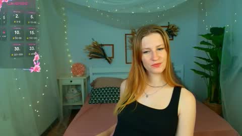 Snapshot of viamltdreamer chatting on September 11, 2:23 am viamltdreamer online show from September 11, 2:23 am