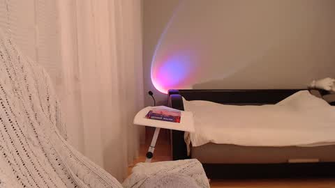 Amelia online show from January 17, 5:08 pm