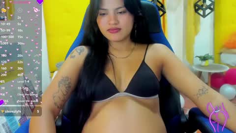 nahomy online show from February 27, 12:45 pm