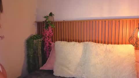 VICTORIA online show from September 18, 9:46 pm