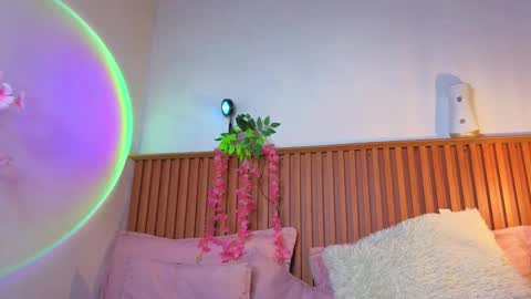 VICTORIA online show from September 26, 11:02 pm