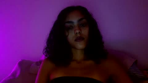 Goddess Victory  online show from November 22, 6:49 am