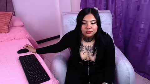 victoria_16_ online show from November 4, 3:33 am