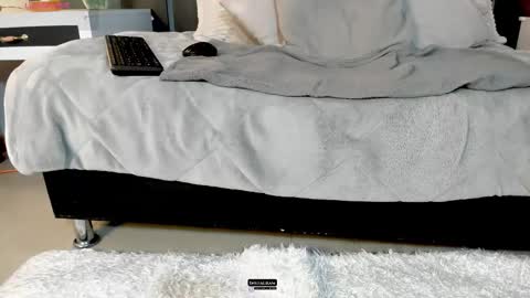 Victoria online show from February 9, 10:12 pm