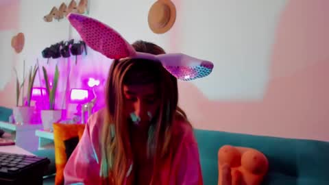 Snapshot of victoria_jhones chatting on January 29, 6:07 pm Victoria  online show from January 29, 6:07 pm