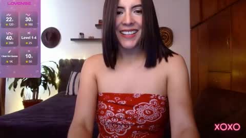 VICTORIA MARTELO online show from December 6, 4:38 pm