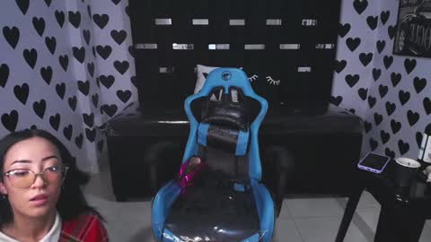 Victoria  online show from February 22, 5:20 pm