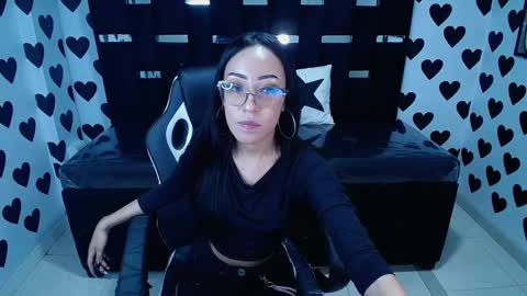 Victoria  online show from February 12, 4:33 pm