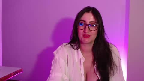 Victoria online show from February 8, 7:49 pm