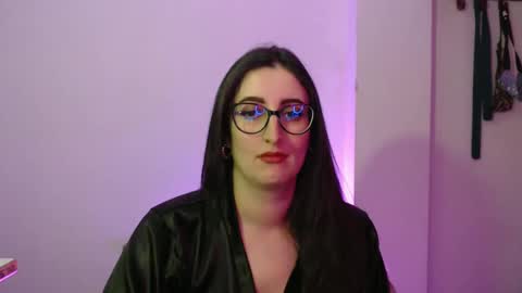 Victoria online show from October 3, 8:47 pm