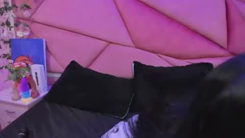 Victoria online show from September 14, 8:51 pm