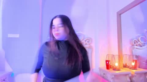 victoria  online show from December 29, 11:29 am