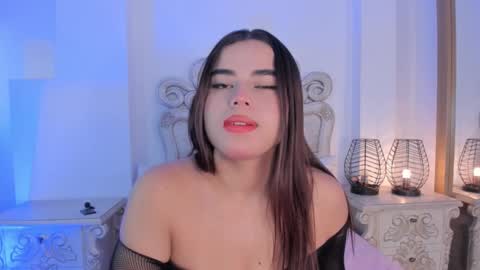 victoria  online show from December 10, 11:32 am