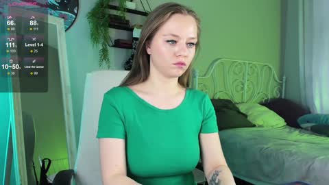 Victoria online show from December 25, 10:28 am