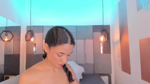 Victoria  online show from February 13, 9:38 pm