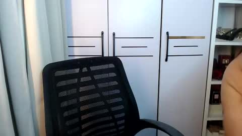 Victoria Harper online show from March 26, 6:48 am