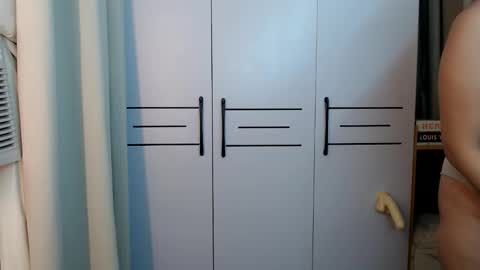 Victoria Harper online show from November 29, 6:39 am