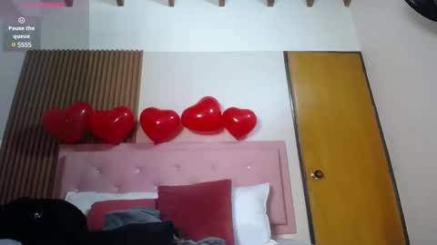 victoriamil1 online show from February 17, 8:27 pm