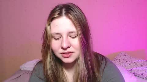 victoriassecrets_ online show from February 15, 7:28 pm