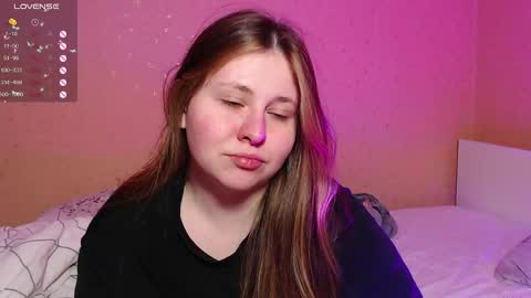 victoriassecrets_ online show from March 3, 6:42 pm