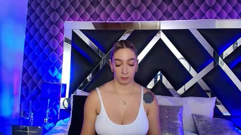 victtoria lee online show from October 24, 9:22 pm