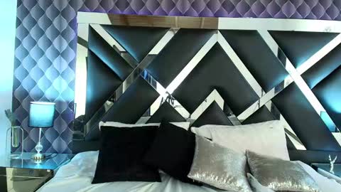 victtoria lee online show from February 11, 7:38 pm