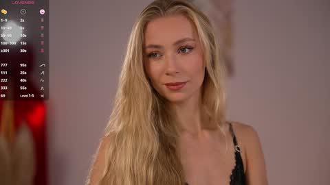 vika54784 online show from December 14, 3:12 am