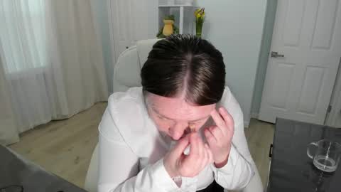 Ukrainian-woman online show from March 10, 2:37 pm