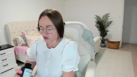 Ukrainian-woman online show from July 10, 12:16 pm