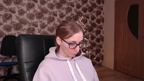 Snapshot of vikaericka chatting on January 8, 9:23 pm Vika online show from January 8, 9:23 pm