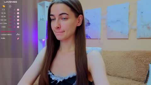 vikiberry online show from November 3, 9:57 am