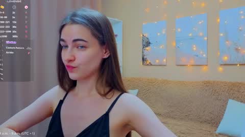 vikiberry online show from April 5, 5:28 am