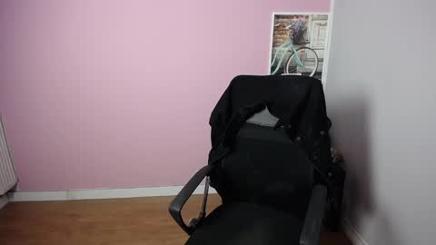 Snapshot of viktoria_lovely chatting on March 11, 6:30 am viktoria_lovely online show from March 11, 6:30 am