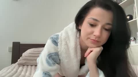 viktoriia9604 online show from May 14, 1:17 pm