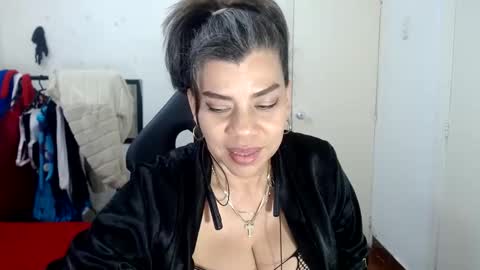 VIKY ADAMS online show from February 26, 8:46 pm