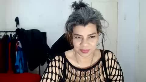 VIKY ADAMS online show from March 7, 1:29 pm
