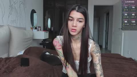 vinkitinkii online show from October 30, 7:55 am