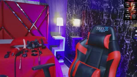 Violet online show from March 22, 8:04 pm