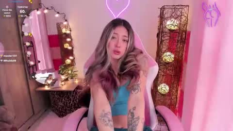 violet online show from January 31, 5:21 pm